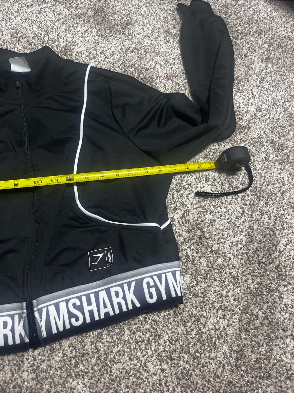 Gymshark Black Cropped Zip Athletic Jacket White Trim Logo Band Women’s Large - Picture 7 of 9